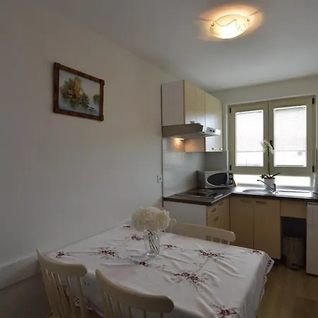 Apartament Nadija *