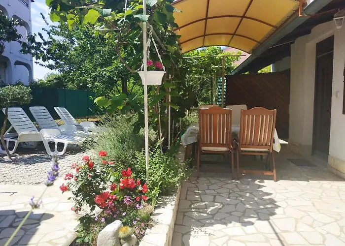 Nadija Apartment